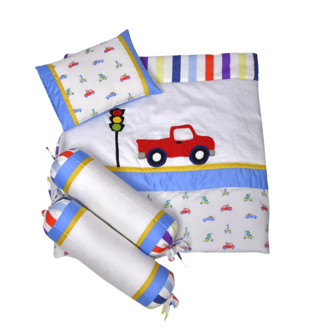 Animal Drive Cot Set